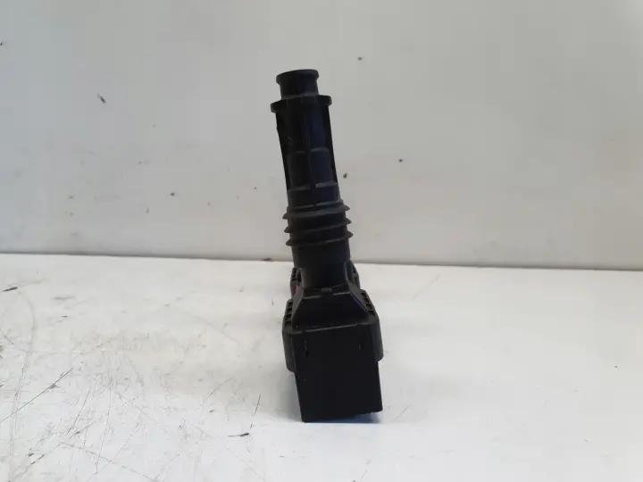 Opel Corsa D 1.2 1.4 16V CEWKA ZAPŁONOWA 0221503472