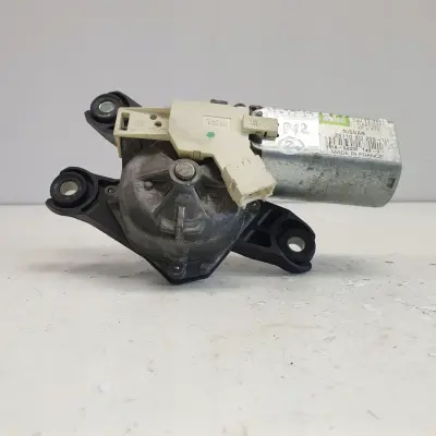 Nissan Primera P12 SILNIK WYCIERACZKI tył TYLNEJ