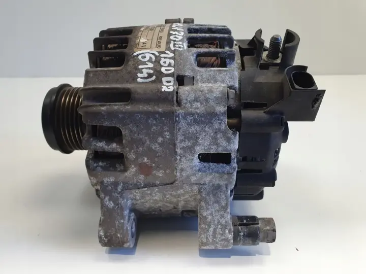 Volvo V70 III 1.6 D D2 ALTERNATOR valeo 30659390