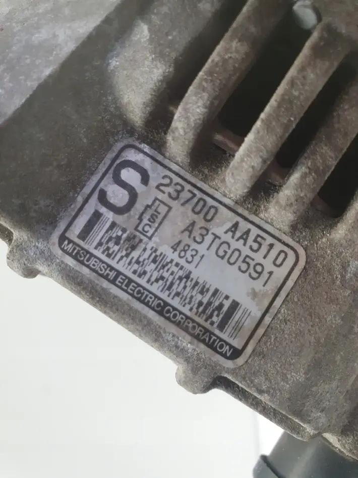 Subaru Legacy IV 3.0 H6 ALTERNATOR 23700AA510