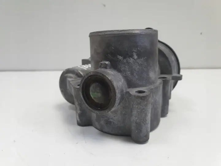 Ford Focus MK2 1.6 16V PRZEPUSTNICA 2S6U-9E927-F