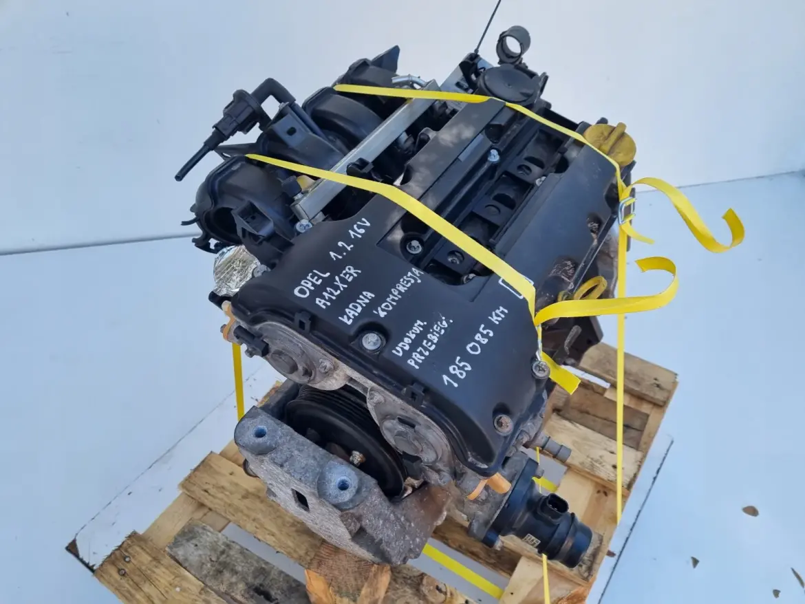 SILNIK KOMPLET Opel Corsa D 1.2 16V 86KM serwisowany 185tyś A12XER