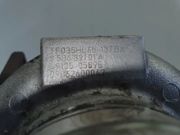 BMW E60 2.0 D TURBOSPRĘŻARKA turbo 8506891