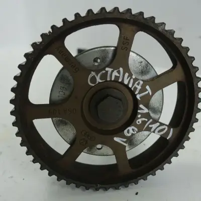 Skoda Octavia I 1.6 8V AKL 96-10r WAŁEK ROZRZADU