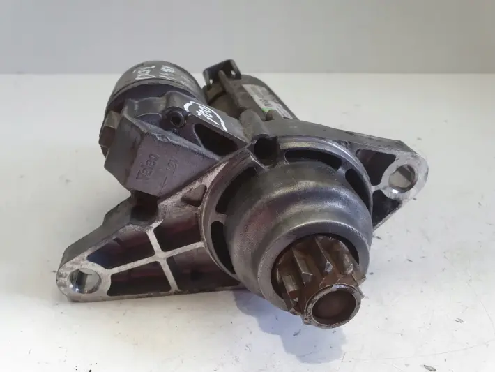 VW Golf V 1.4 16V ROZRUSZNIK valeo 02T911023S