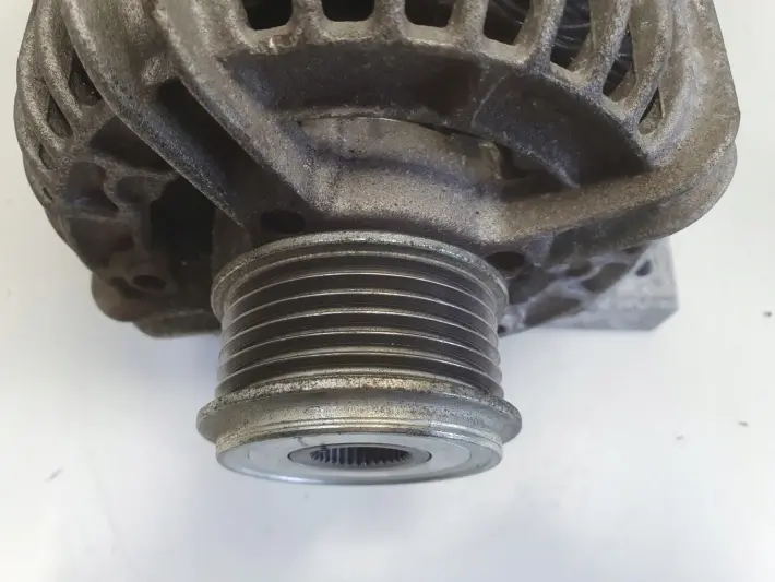 Volvo C70 2.4 T ALTERNATOR