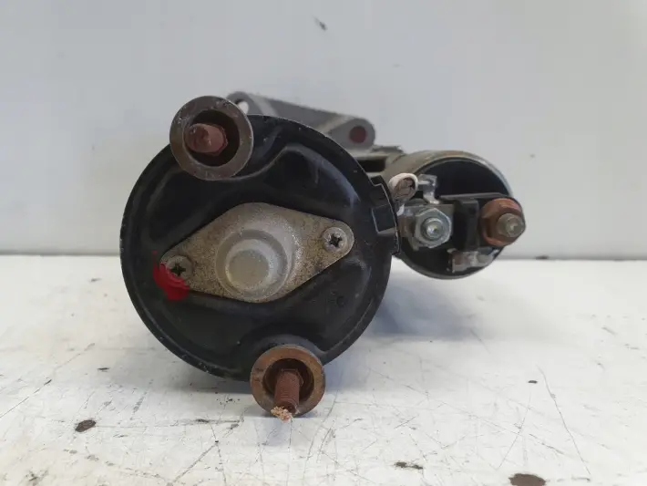 Volvo V40 S40 2.0 T ROZRUSZNIK 0001108166 bosch