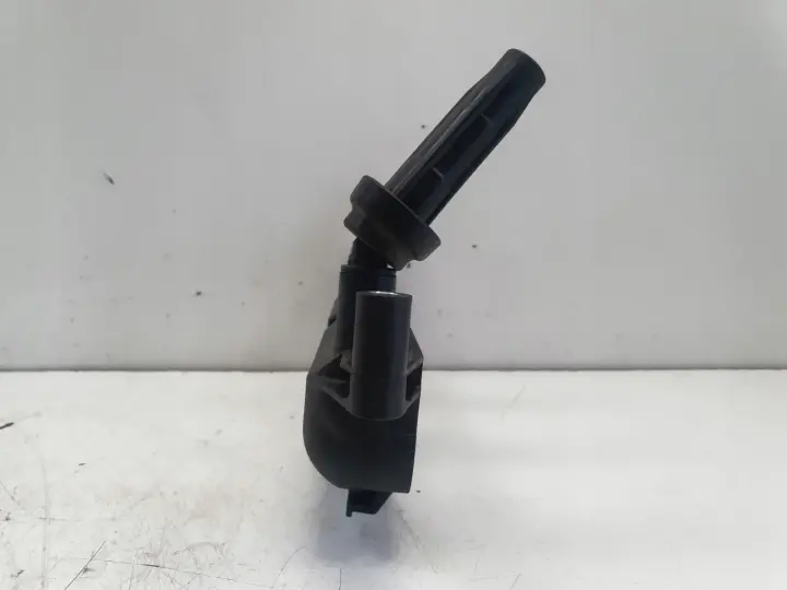 Peugeot 206 306 406 1.4 8V CEWKA ZAPŁONOWA 5DA193175-441 HELLA