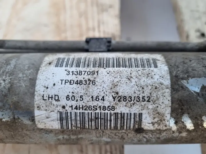 Volvo V60 S60 II MAGLOWNICA przekładnia kierownicza EUROPA 31387091
