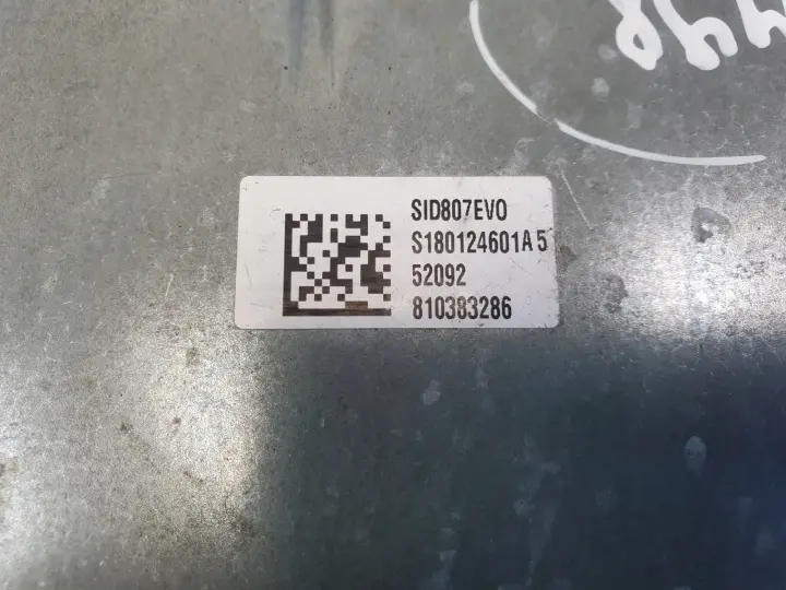 Volvo V50 1.6 D KOMPUTER SILNIKA sterownik 30788975 S180134001B