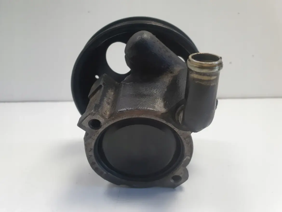 Opel Astra F 1.4 8V POMPA WSPOMAGANIA 90468384