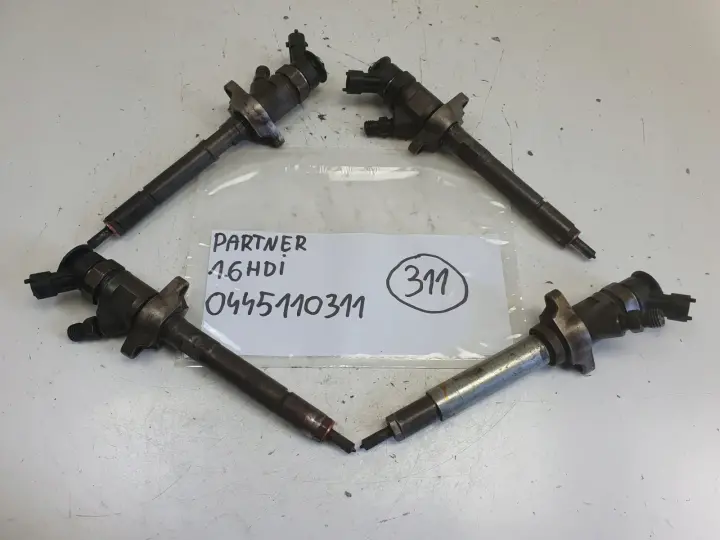 Peugeot Partner II 1.6 HDI WTRYSKIWACZ 0445110311
