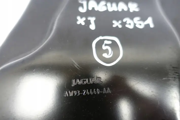 Jaguar XJ X351 MOCOWANIE WSPORNIK AW93-24440-AA