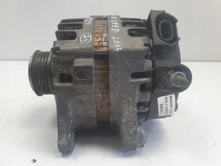 Hyundai i30 1.6 CRDI ALTERNATOR valeo 2611067 130A