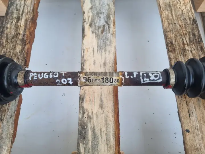 Peugeot 207 1.4 HDI PRZEDNIA LEWA PÓŁOŚ lewy przód Kierowcy 9659318080