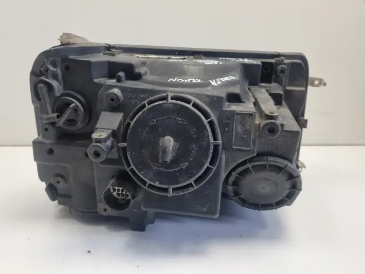 Range Rover Sport L320 05-09r PRZEDNIA LAMPA LEWA lewy przód XENON EUROPA