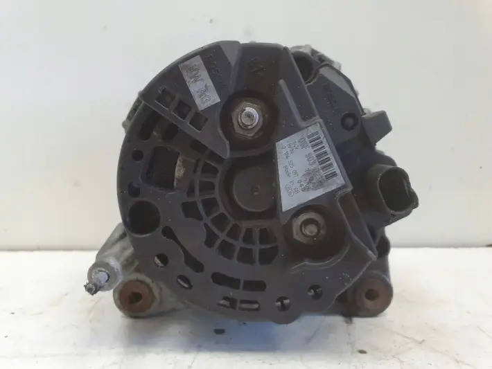 Vw Golf V Jetta Audi A3 1.9 TDI ALTERNATOR VALEO 06F903023F 140A