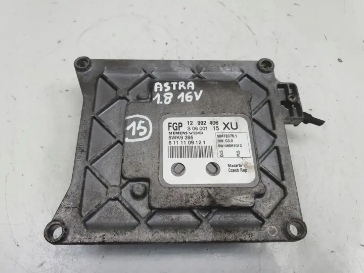 Opel Astra III H 1.8 16V STEROWNIK SILNIKA komputer 12992406 XU