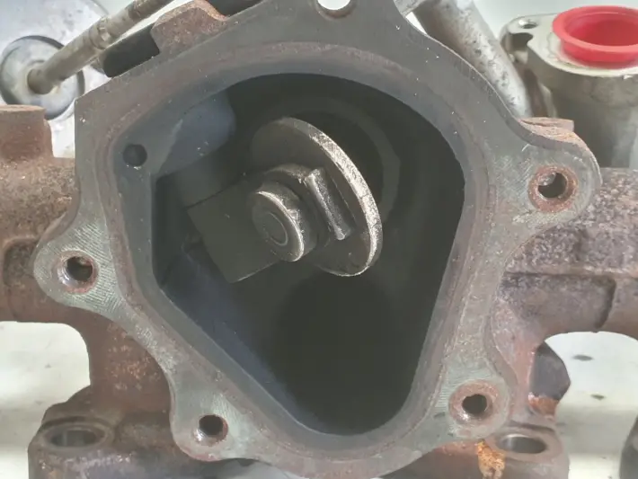 Volvo V60 2.0 D4 TURBOSPRĘŻARKA turbo 31397999 31361655
