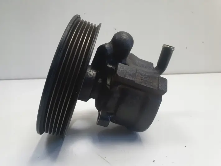 Opel Astra F 1.4 8V POMPA WSPOMAGANIA 90468384