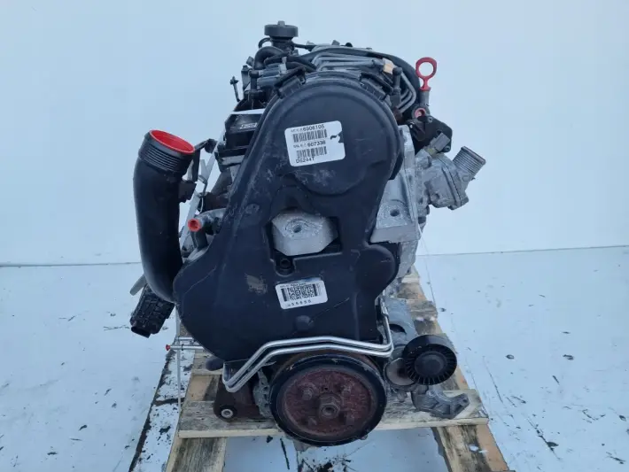 SILNIK KOMPLET Volvo XC70 III 2.4 D5 185KM z łapą D5244T D5244T4