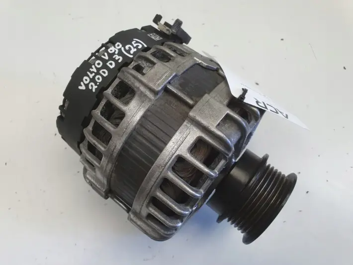 Volvo V90 II 2.0 D3 ALTERNATOR 30659580