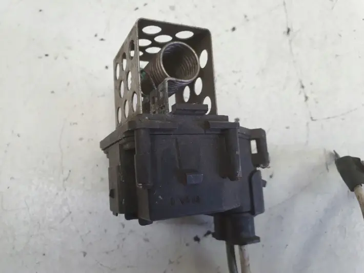 Citroen Berlingo I Peugeot Partner I REZYSTOR DMUCHAWY Opornik 9649247680