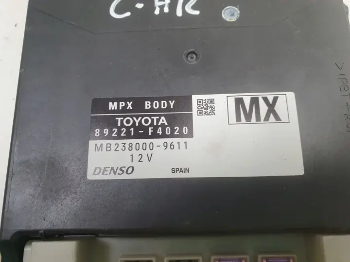 Toyota C-HR CHR 1.8 H MODUŁ BSI Skrzynka 89221-F4020