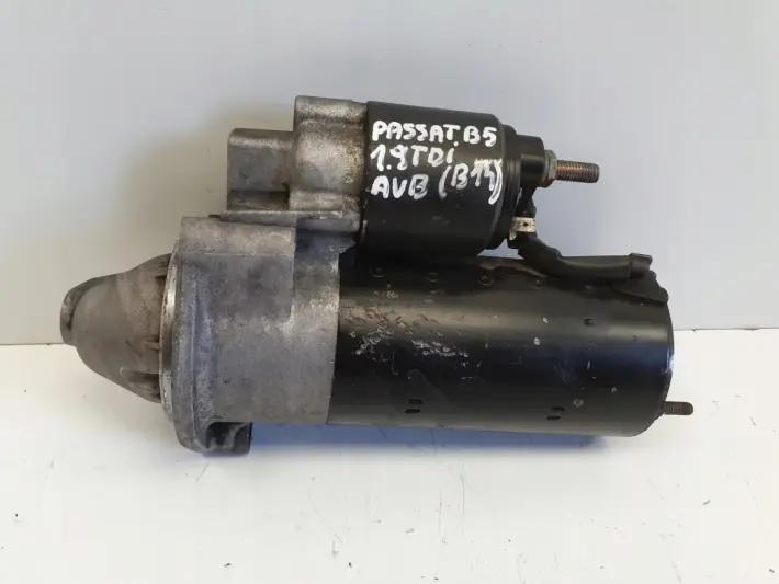 VW Passat B5 1.9 TDI ROZRUSZNIK bosch 068911024G 0001110128