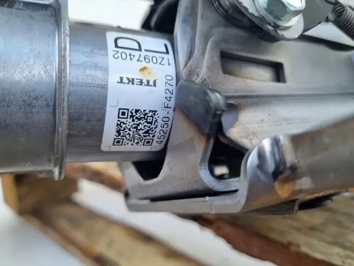Toyota C-HR CHR ELEKTRYCZNE WSPOMAGANIA Pompa wspomagania 45250-F4270