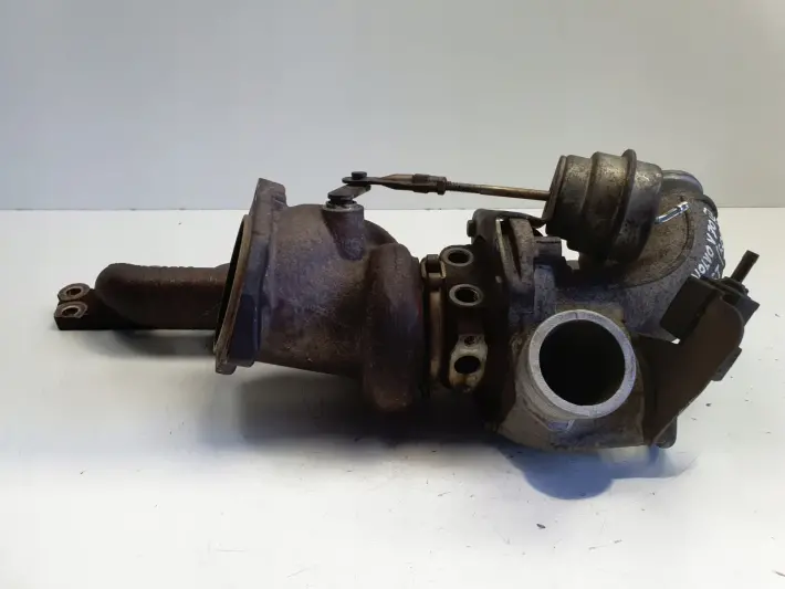 Volvo V70 III S80 II 2.5 T TURBOSPRĘŻARKA turbo 30757112