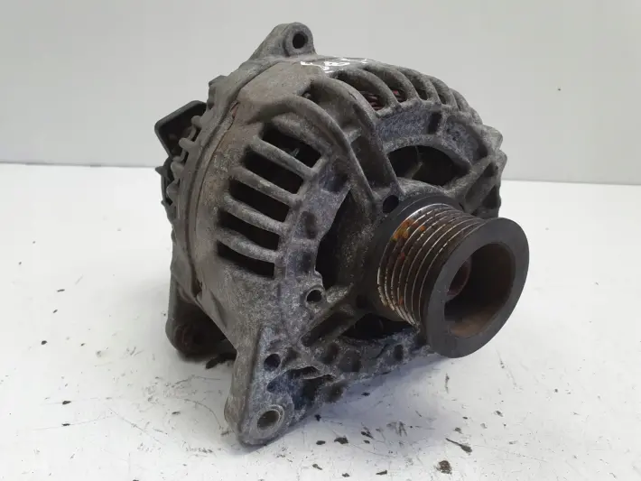Renault Scenic III 1.9 DCI ALTERNATOR Bosch 0124525151 150A