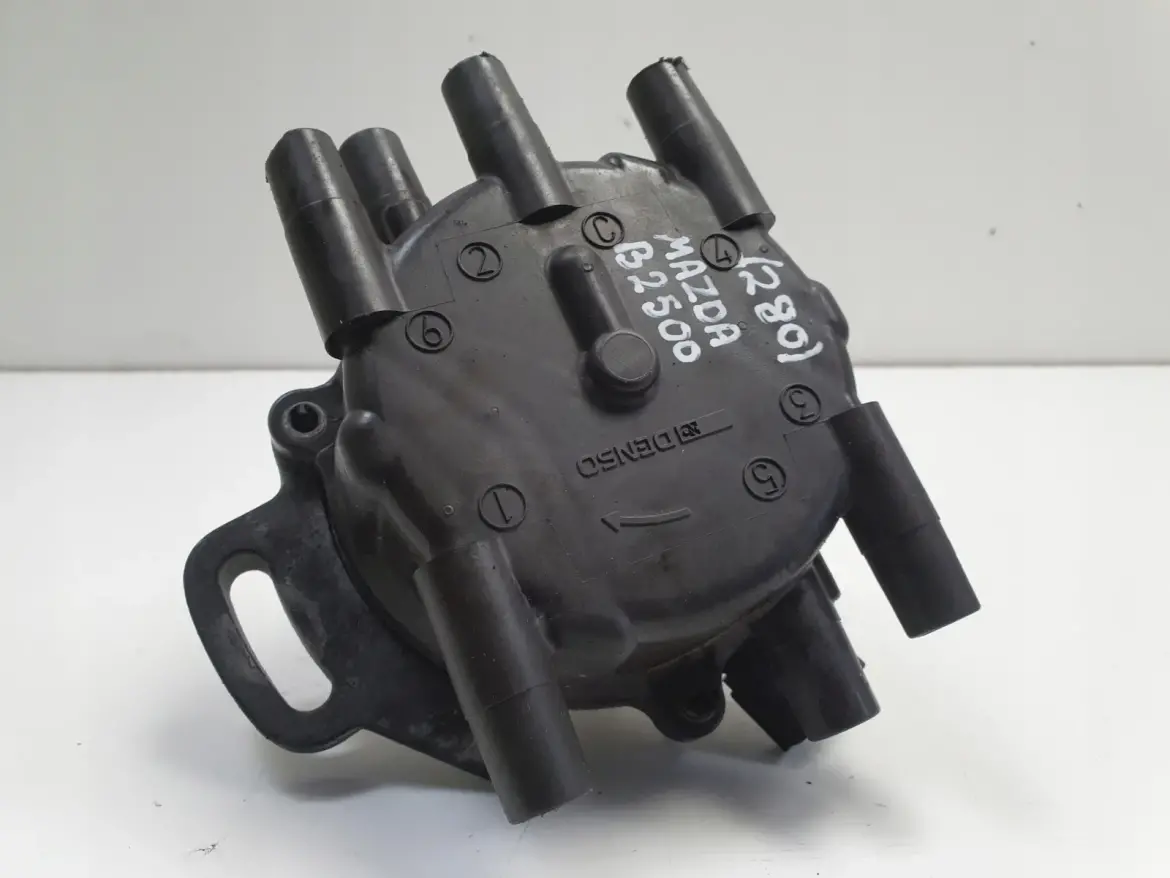 Mazda Bongo Friendee 2.5 V6 APARAT ZAPŁONOWY Palec rozdzielacz