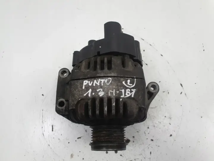 Fiat Punto II 1.3 M-JET ALTERNATOR valeo 51718499 75A
