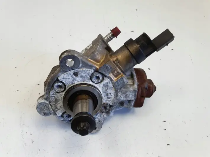 BMW E87 E90 E91 2.0 D N47 POMPA WTRYSKOWA paliwa 0445010506