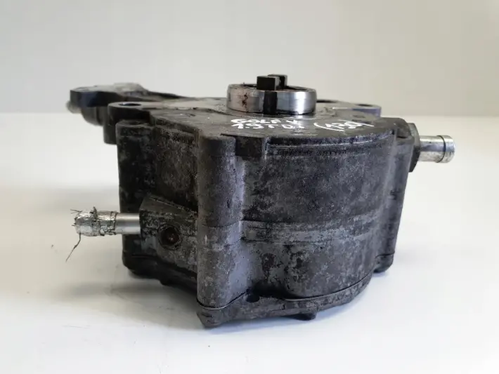 Audi A4 B5 B6 B7 A6 C5 1.9 TDI POMPA VACUM wakum BOSCH 038145209C