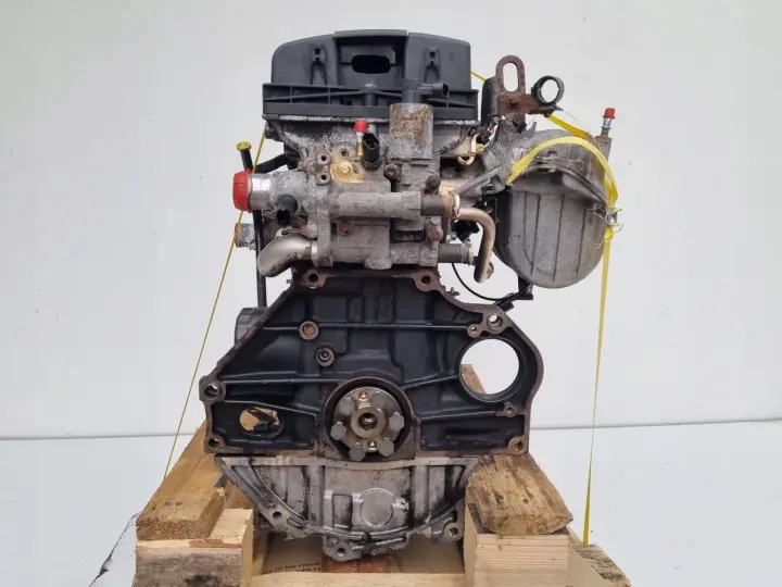 SILNIK KOMPLET Opel Signum 1.6 16V klejona głowica Z16XEP
