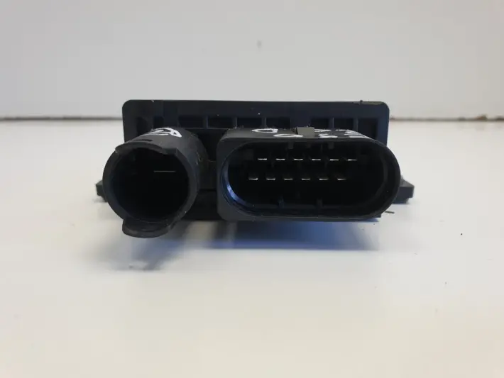 BMW E90 E91 2.0 D PRZEKAŹNIK ŚWIEC ŻAROWYCH