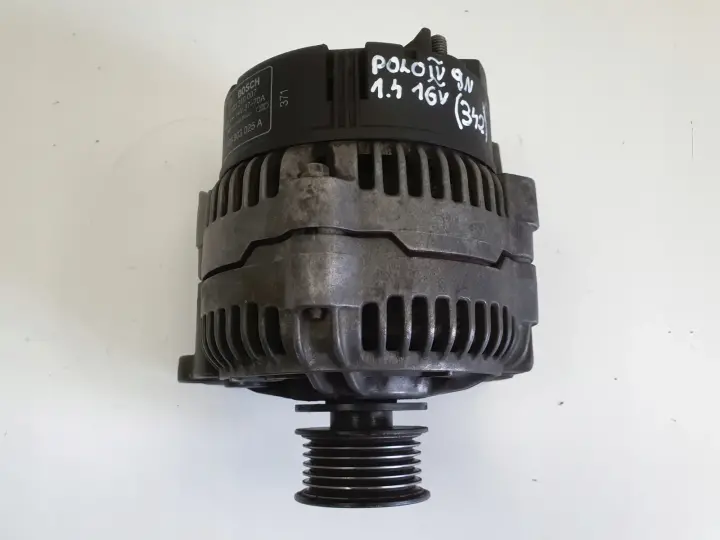 Audi 80 B4 1.9 TDI ALTERNATOR bosch 028903025A 0123310007 70A