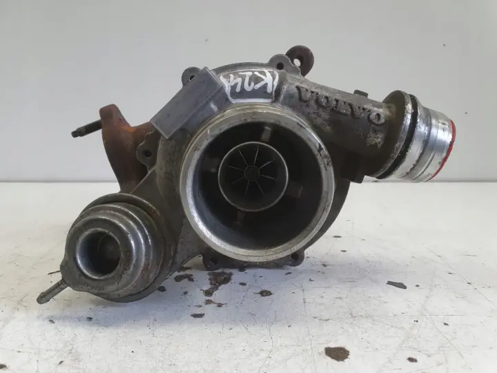 Volvo V40 II 2.0 D D2 TURBOSPRĘŻARKA turbo 31380130