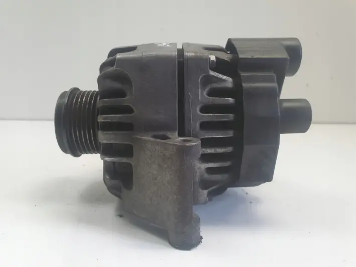 Fiat Fiorino 1.3 MJET JTD ALTERNATOR 90A 46823547 valeo