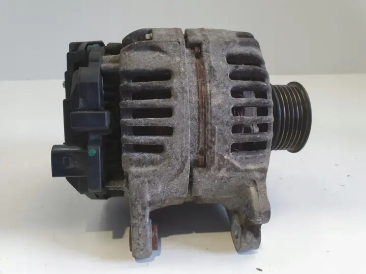 VW New Beetle 1.6 8V ALTERNATOR 70A 06A903026B