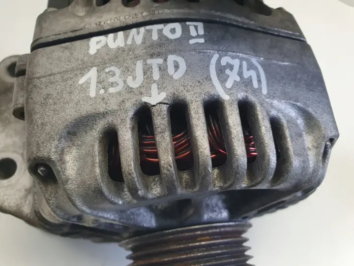 Fiat Punto II 1.3 JTD M-JET ALTERNATOR valeo 51784847 75A