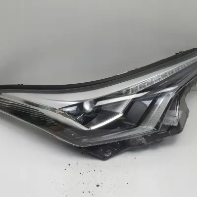 Toyota CHR C-HR PRZEDNIA LAMPA PRAWA prawy przód FULL LED 81110-F4071-00