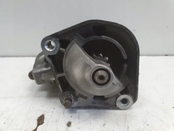 Volvo S80 II V70 III 2.4 D5 ROZRUSZNIK bosch 30724473