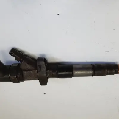 Renault Master II 2.5 DCI WTRYSKIWACZ wtrysk 0445110141