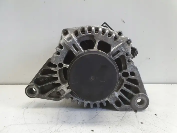 Hyundai i20 1.4 CRDI ALTERNATOR 37300-2A050 valeo 90A