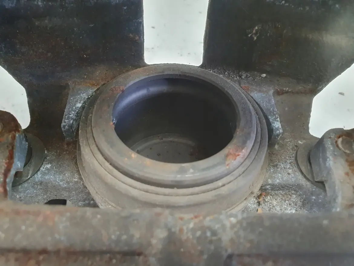 Volvo S90 XC60 II PRZEDNI ZACISK HAMULCOWY prawy przód PASAŻERA 31665741