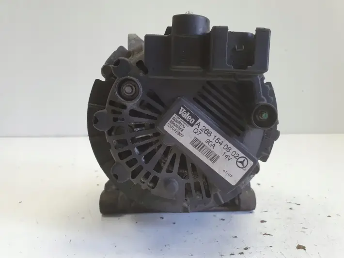 Mercedes W169 1.7 8V ALTERNATOR A2661540802 90A valeo