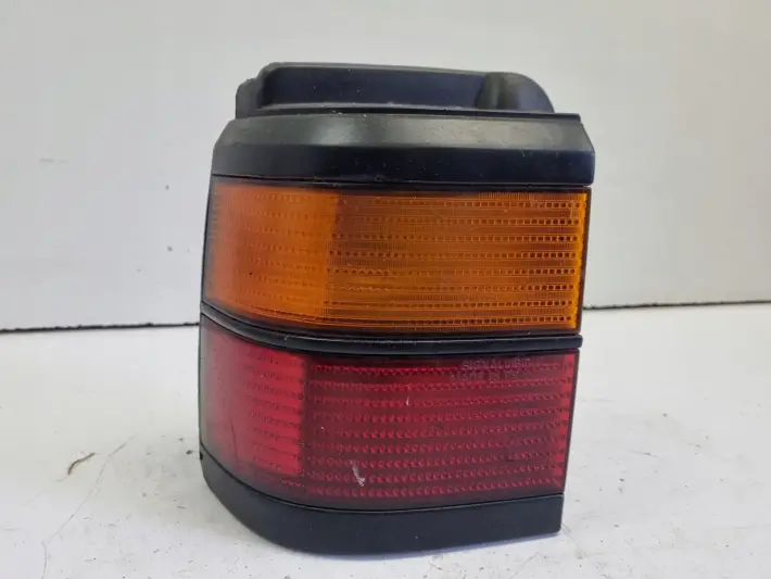 VW Passat B3 kombi TYLNA LEWA LAMPA Lewy tył kierowcy
